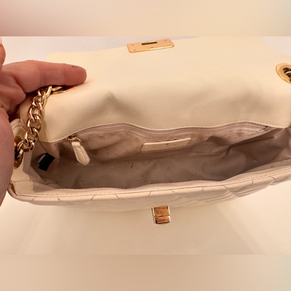 Kate Spade Elegant Cream Quilted Shoulder Bag - Picture 11 of 14